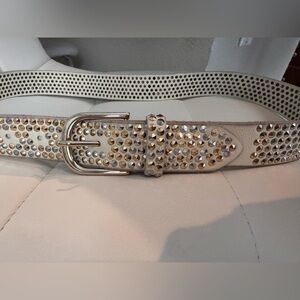Amsterdam Heritage Studded White Leather Belt with Silver Hardware